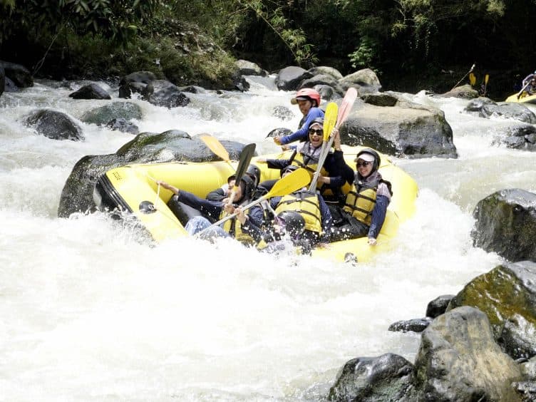 Aksi Rafting Cisadane SA Adventure